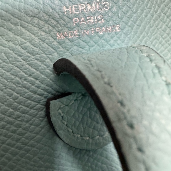 Hermes Evelyn’s TPM BLEU Atoll with blue fabric contrasting strap. Auth - Picture 6 of 7